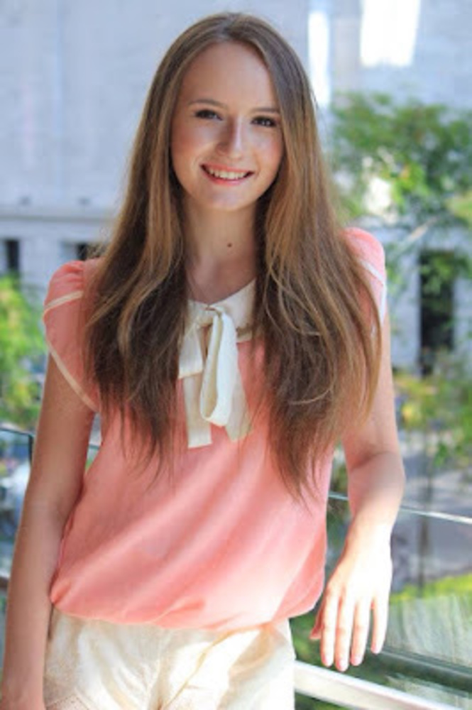 Meet your Posher, Nastia